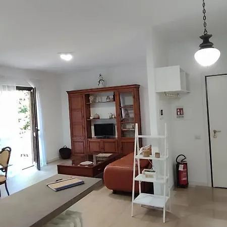アパート La Casa Di Francesca Tradate